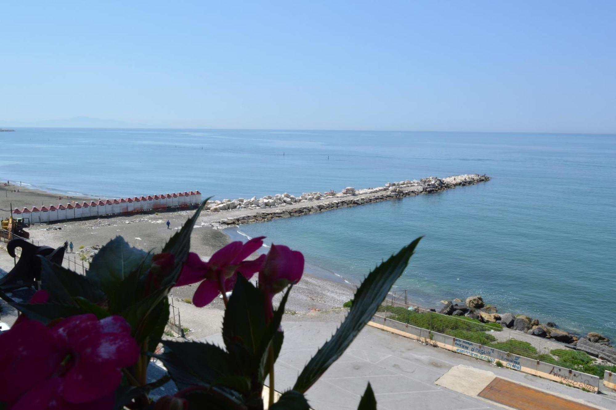 B&B Fronte Del Mare Salerno Exteriér fotografie